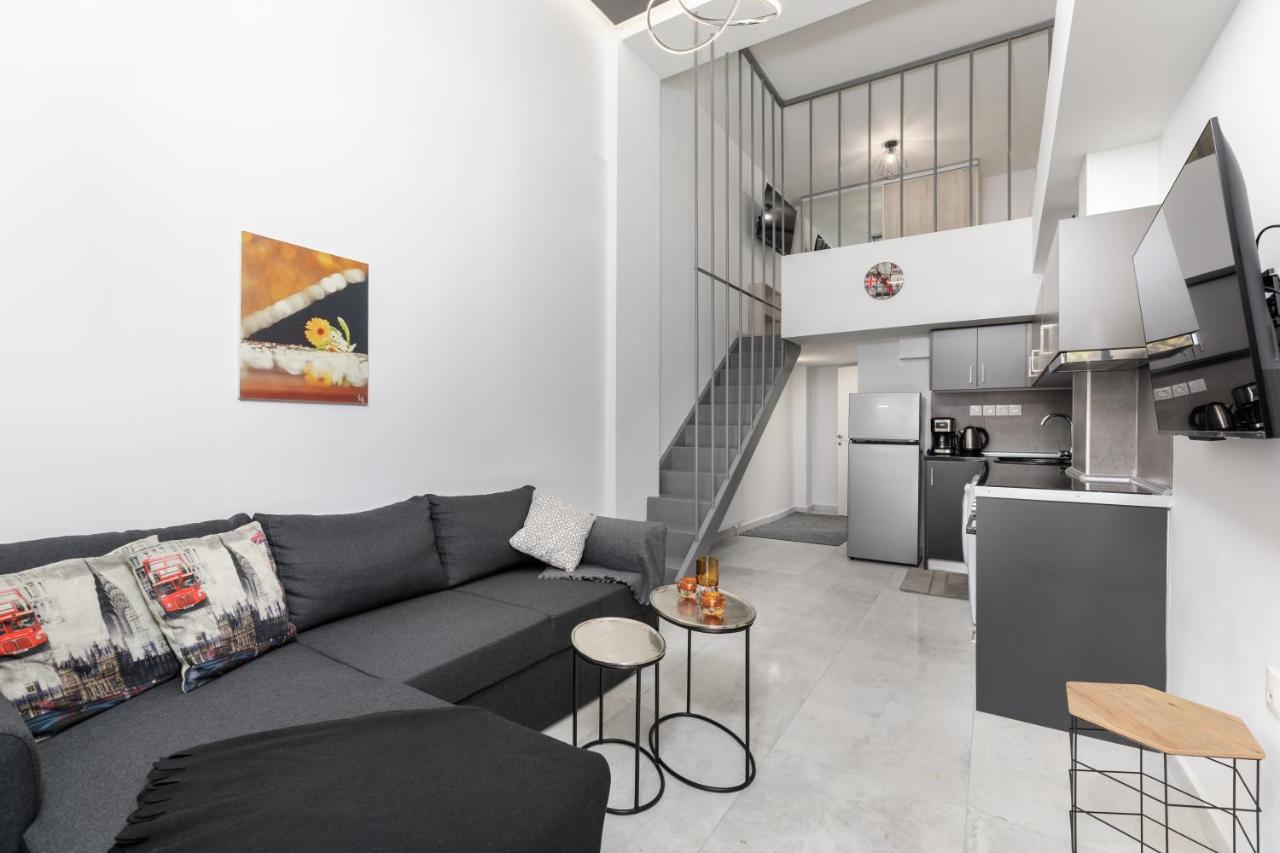 C.7 Cyclamen #loft_studio_near_the_sea Apartment